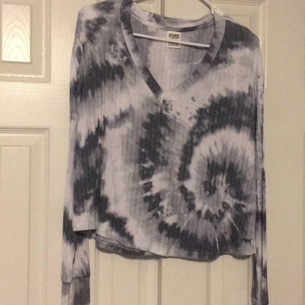 Victoria’s Secret pink crop sweater XS